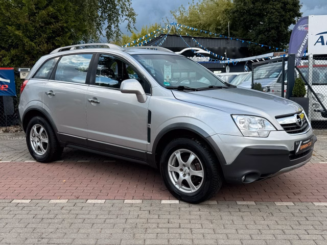 Opel Antara Cosmo 3.2*4x4 Allrad*Aut.*Ahk*Leder*Klima - bilder 1