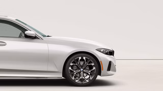 2026 BMW 330i xDrive Sedan - photo 4