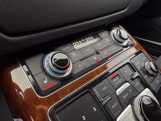 Audi A8 4.2 TDI Quttro*Xenon*Alcanatara*ACC*BOSE - foto 25
