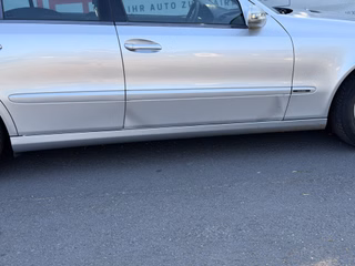 Mercedes-Benz E 220 CDI TÜV NEU/Automatik/Schiebedach/Klimaauto/ - foto 18