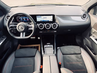 Mercedes-Benz GLA 220 4M AMG+Multibeam+Carbon+Kamera+Memory+19 - foto 12