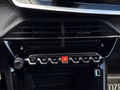 Daumennagel 16 - Peugeot 2008 PureTech 130 Active *WENIG KM*TOP ZUSTAND*