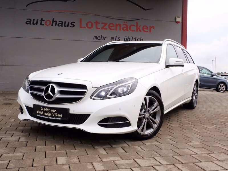 Mercedes-Benz E 200 CGI BlueEfficiency LEDER|AHK|NAV|ACC|LED