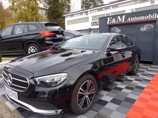 Mercedes-Benz E 220 d Automatik*AVANDGARDE*ORG 23.573KM*KAMERA - photo 1