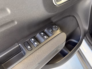 Citroën C3 Aircross Shine Pano Navi Kamera AHK Tempomat - foto 6