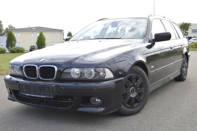BMW 525 Baureihe 5 touring i M-Paket Gebrauchtwagen Kaufen | EZ 06/2002 | Preis 2.990 €