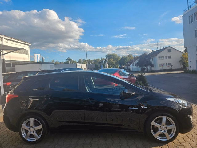 Hyundai i30 cw blue Drive*HU/AU NEU*KLIMAAUTOMATIK*PDC* - photo 9