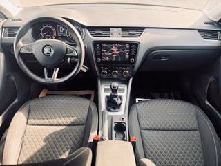Skoda Octavia Combi Clever+Navi+Carplay+Tempomat+SHZ+ - foto 1
