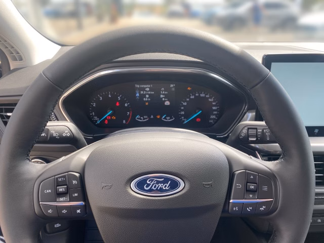 Ford Focus Titanium Edition +LED+WINTERPAKET+ - foto 7