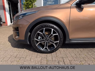 Kia XCeed Black Xdition*2.HAND*PANO*JBL*LED*ACC* - bilder 18