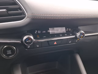Mazda 3 Limousine 2.5 e-Skyactive M-Hybrid Exclusive-Line NAVI / ACC - foto 8