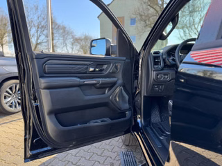 Dodge RAM Limited Night + teilbare Heckklappe + Rambox - foto 16