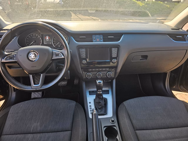 Skoda Octavia Combi Style Automatik*NAVI*XENON*PDC*SHZ - foto 10