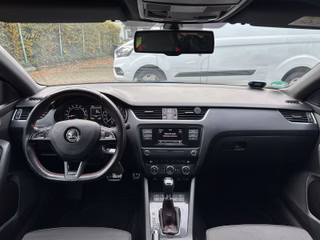 Skoda Octavia Combi RS/1.Hand/Automatik/ - foto 17