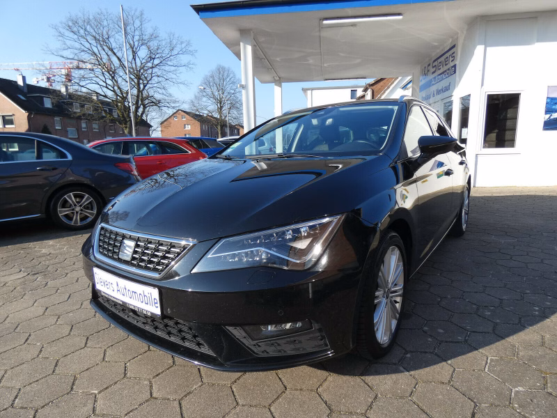 Seat Leon ST 2,0 TDI Xcellence DSG Klima AHK Navi LED