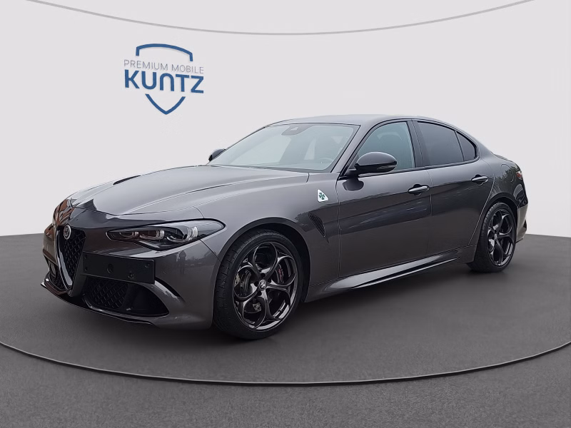 Alfa Romeo Giulia 2.9 V6 Quadrifoglio 520PS+1.Hand