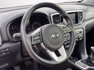 Kia Sportage 1.6 T-GDI Vision 2WD KLIMA / TEILLEDER / PANORAMA / NAVI - bilder 6