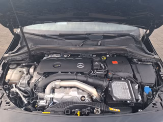Mercedes-Benz B 220 4Matic AMG Line AUTOMATIK / AHK / NAVI / BURMESTER - bilder 11