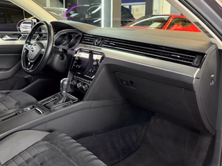Volkswagen R-LINE/Highline/D-LED/ACC/NAVI/KAM/SHZ/LRH - foto 26