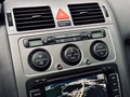 Daumennagel 27 - Volkswagen Touran United AUTOMATIK|2.HAND|NAVI|PDC|SHZ