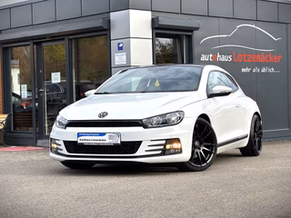 Volkswagen Scirocco 2.0 TSI DSG PANO SHZ GARANTIE Gebrauchtwagen Kaufen | EZ 04/2015 | Preis 16.990 €