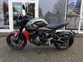 Daumennagel 6 - Triumph Trident 660 Shift Assist+Fly Screen 2. Hand