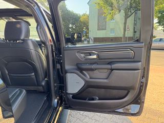 Dodge RAM 5.7 V8 Sport Modell 2026 + offizielles Fahrzeug - foto 22