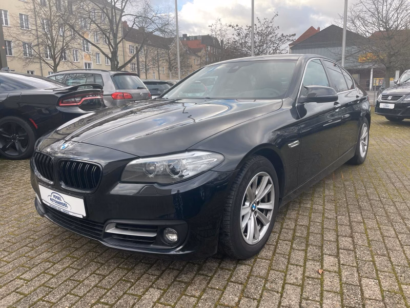 BMW 520d xDrive*BI-XENON*LEDER*NAVI*HARMAN/KARDON*