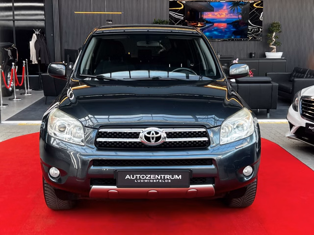 Toyota RAV 4 2,0 I VVT 4X4 /AUTO/PDC/AHK/ - foto 1