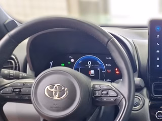 Toyota Yaris Cross Hybrid FWD Teamplayer +Safety- & Comfort Paket - bilder 16