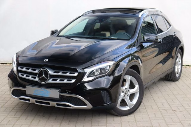 Mercedes-Benz GLA  220 d 4matic EXKLUSIV LEDER 360° COMAND LED