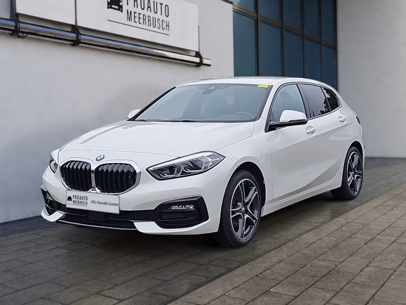 BMW 118i Sport Line DRIVINGASSIST/KOMFORTZUG/HIFI/18''