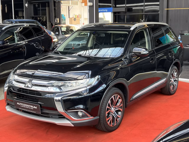Mitsubishi Outlander Plus 2,2DI-D LED/TEMP/KAM/SHZ/ - foto 3