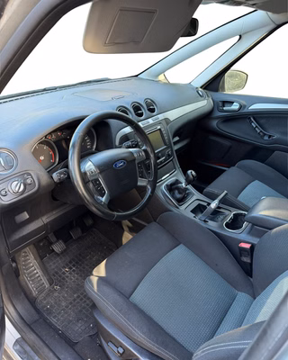 Ford S-MAX Business Edition - foto 2
