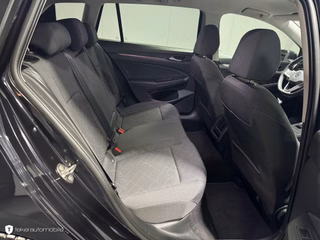 Volkswagen Golf VIII 2.0 TDI Variant *Life*CarPlay*Navi*LED* - foto 10
