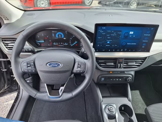 Ford Focus Turnier 1.5 EcoB. Tit. Aut. Matrix-LED Pano ACC B&O AHK Titanium - foto 6