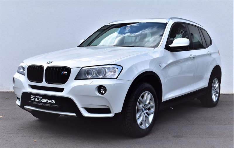 BMW X3 xDrive20d /NAVI/LEDER/BI-XENON/AHK/TEMPOMAT/PANORAMA
