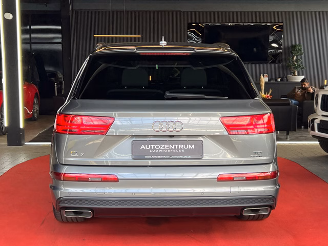 Audi Q7 3.0 TDI quattro S-Line / 7-Sitzer / HEAD-UP / SIDE ASSIST / AUDI PRE ASSIST / ACC / - foto 5