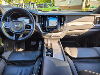 Volvo XC60 R Design AWD Vollausstattung - foto 9