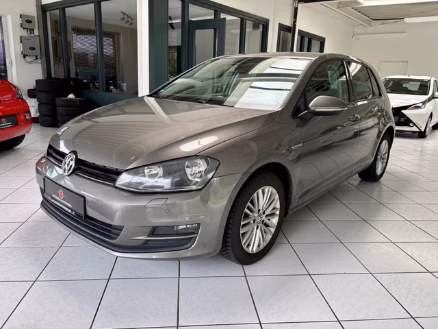Volkswagen Golf VII 1,2 TSI Cup BMT Navi PDC Bluetooth SHZ Gebrauchtwagen Kaufen | EZ 06/2014