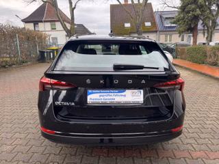 Skoda Octavia Combi Ambition - foto 7