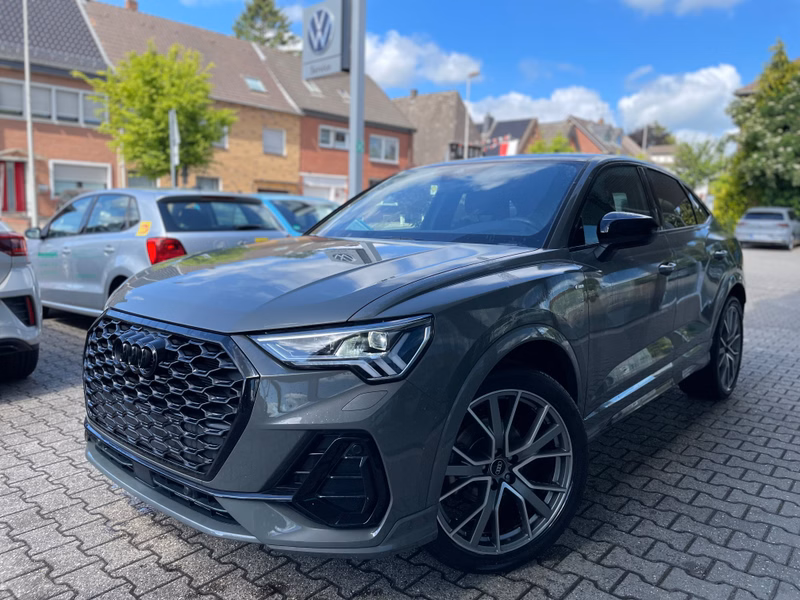 Audi Q3 Sportback 35 TFSI S line, PANO,MATRIX,KAM