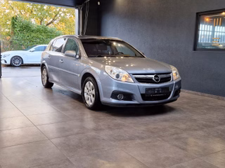 Opel Signum Used vehicle for sale