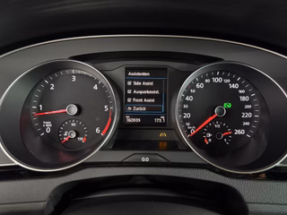 Volkswagen R-LINE/Highline/D-LED/ACC/NAVI/KAM/SHZ/LRH - foto 13