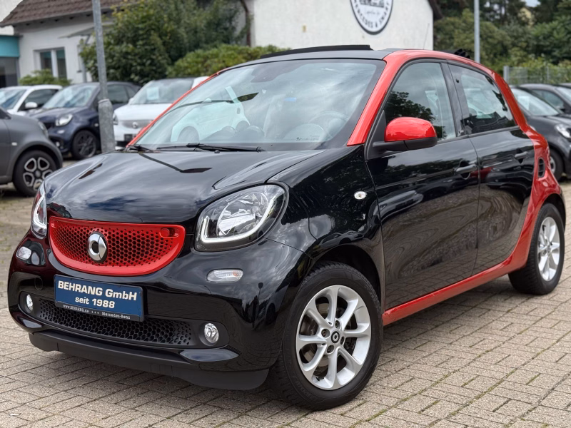 Smart ForFour*FALTDACH*NAVI*AMBIENTE*EINPARKHILFE*90PS
