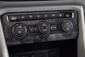 Daumennagel 27 - Volkswagen Tiguan Highline 4Motion  AUT NAV LED PANO ACC 360°