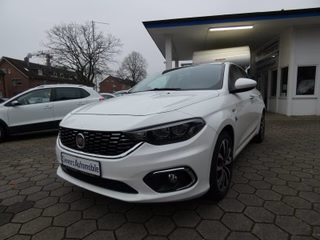 Fiat Tipo 1,6 E-torQ Lounge Navi Leder Rückfahrkamera