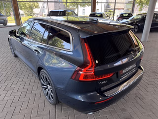 Volvo V60 Kombi Inscription AWD D4 HUD AHK Schiebedach - foto 7