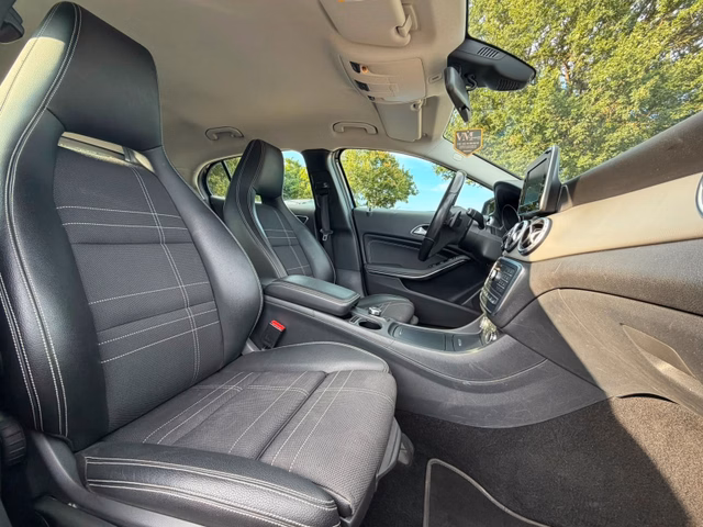 Mercedes-Benz GLA 220d 4Matic Navi*Tempo*Klima*SitzHz.*PDC - foto 9