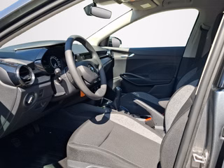 Skoda Fabia 1.0 MPI Active KLIMA / CARPLAY / SITZHEIZUNG / PDC - foto 4